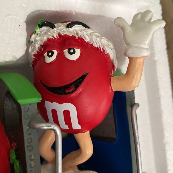 Department 56 M&M’s Christmas Express - Picture 7 of 7